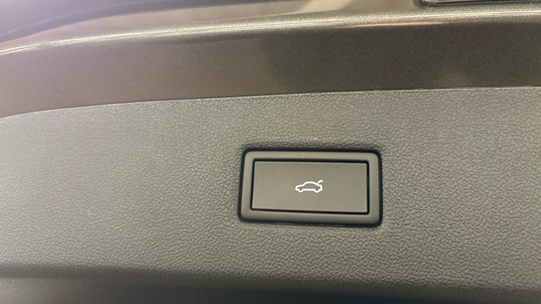 Ford Explorer 210kW Premium 77kWh 5dr Auto Electric Estate